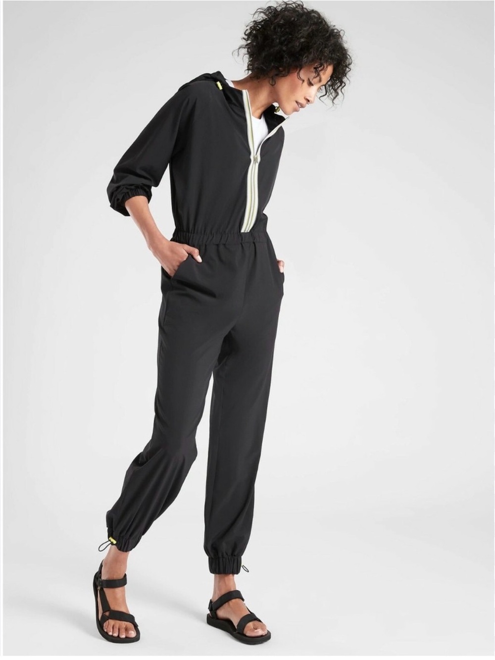 Athleta Black Dipsea Romper Jumpsuit Long Sleeve Jogger Style Size 10